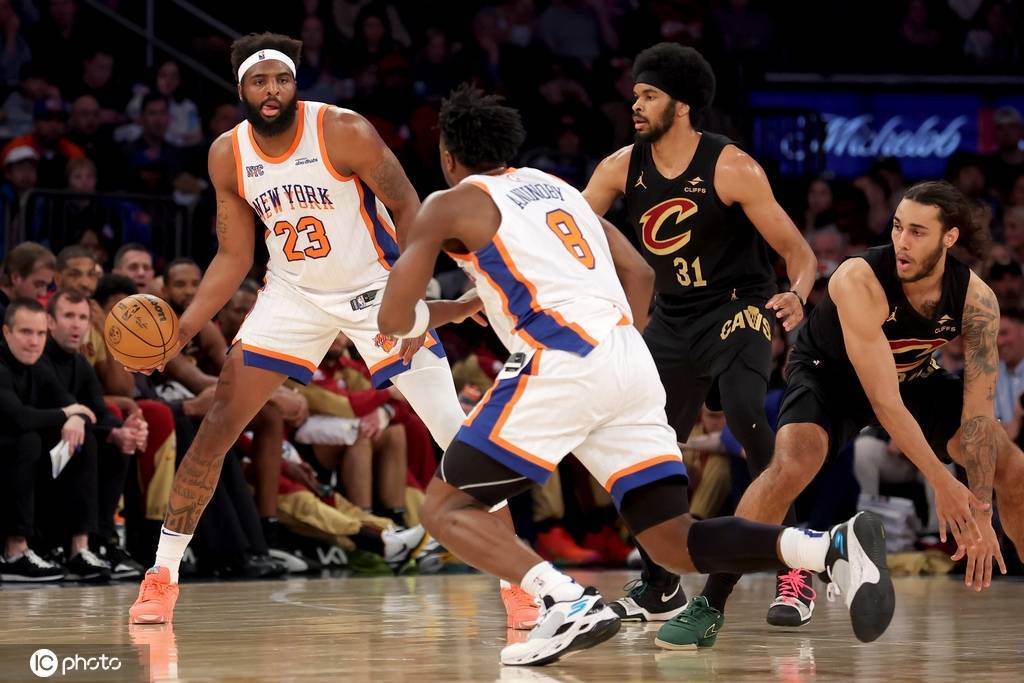 加兰26+13布伦森27分 唐斯缺阵尼克斯负骑士遭遇三连败